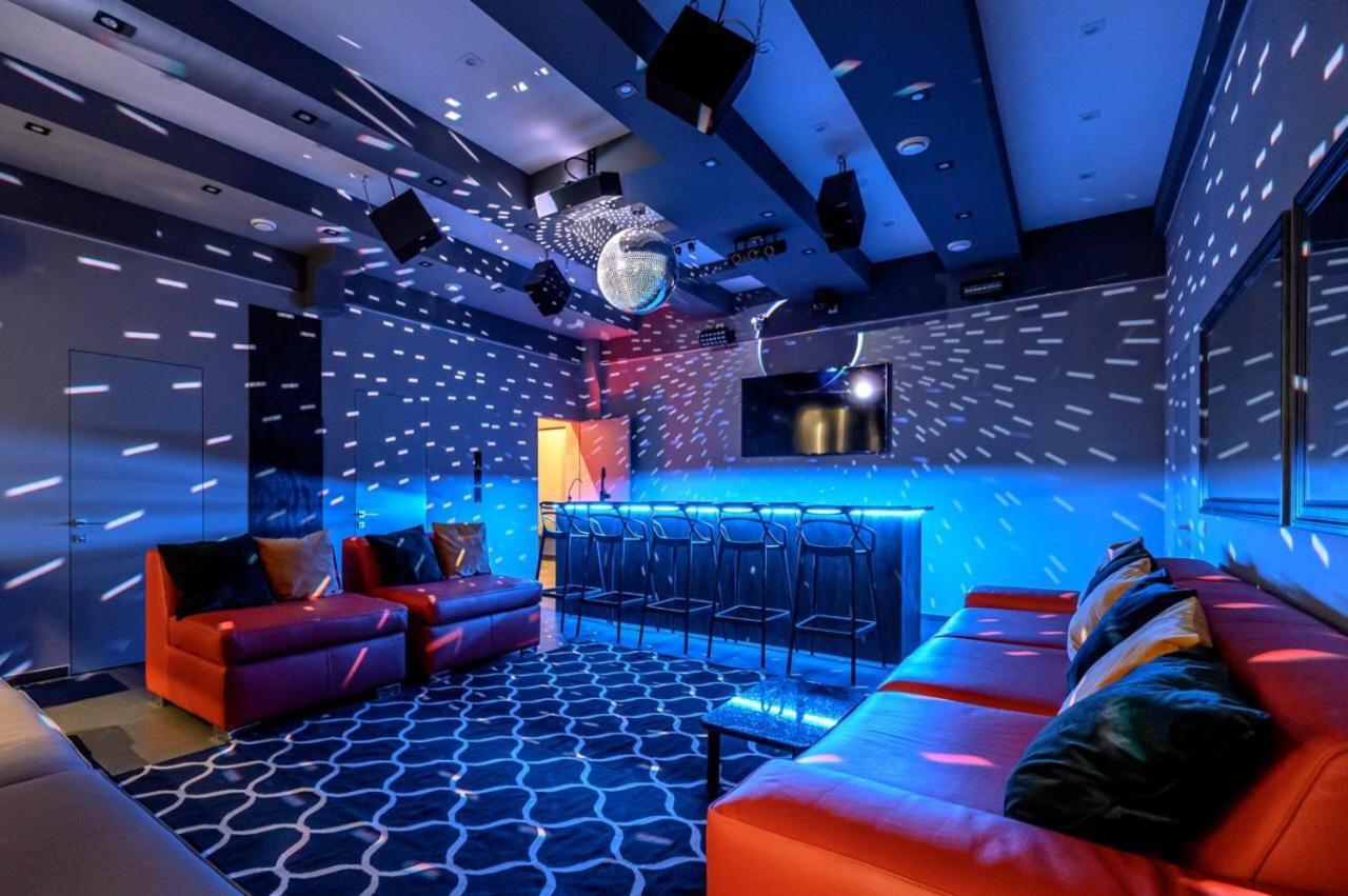 Party Luxury 3Br Sea View Apartment In Arcadia Odesa Exterior photo