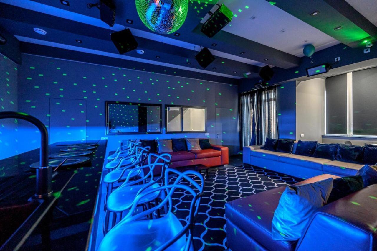 Party Luxury 3Br Sea View Apartment In Arcadia Odesa Exterior photo